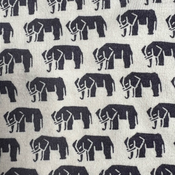 Banana Republic Tank Top, Medium, Beige with Muted Purple Elephant Print. NWOT - Picture 2 of 7